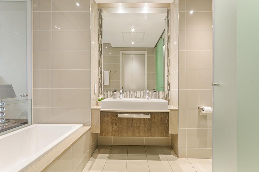Sandton Skyline Luxury Space โจฮันเนสเบิร์ก ภายนอก รูปภาพ