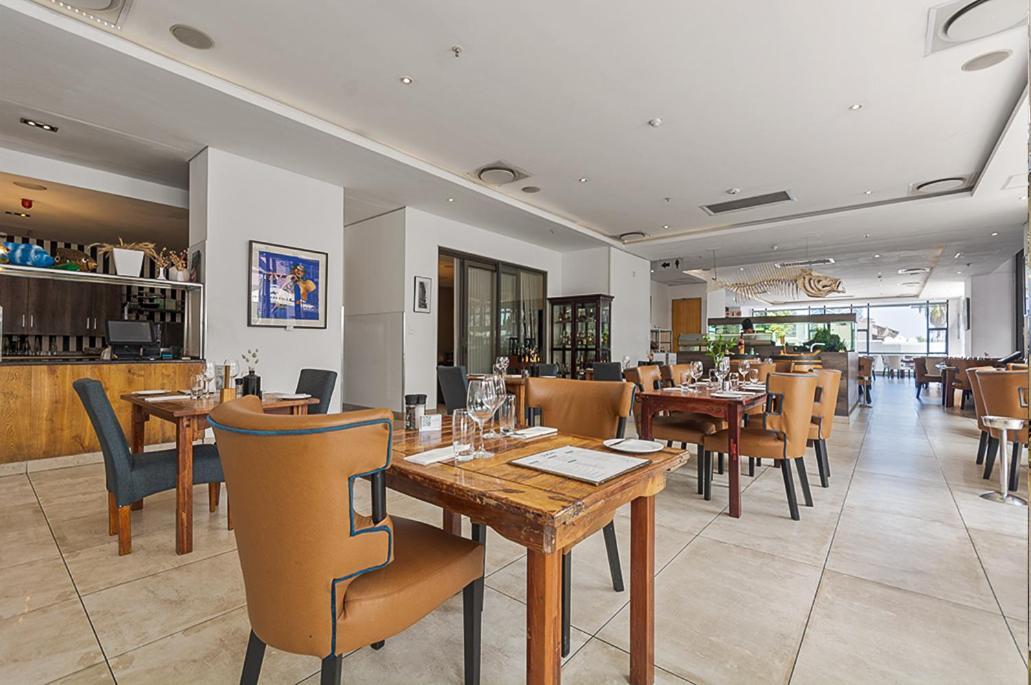 Sandton Skyline Luxury Space โจฮันเนสเบิร์ก ภายนอก รูปภาพ