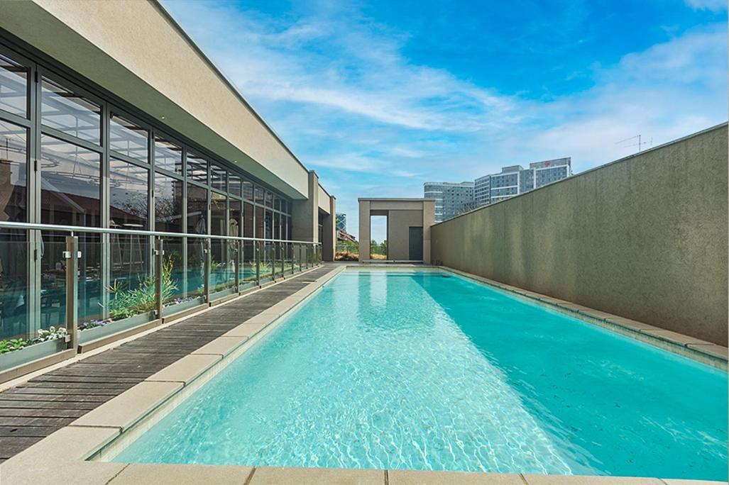 Sandton Skyline Luxury Space โจฮันเนสเบิร์ก ภายนอก รูปภาพ